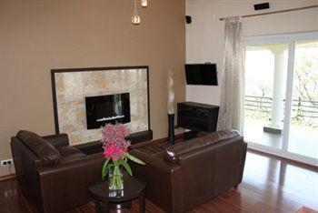 Farview Mountain Resort Villas Udagamandalam Exterior photo